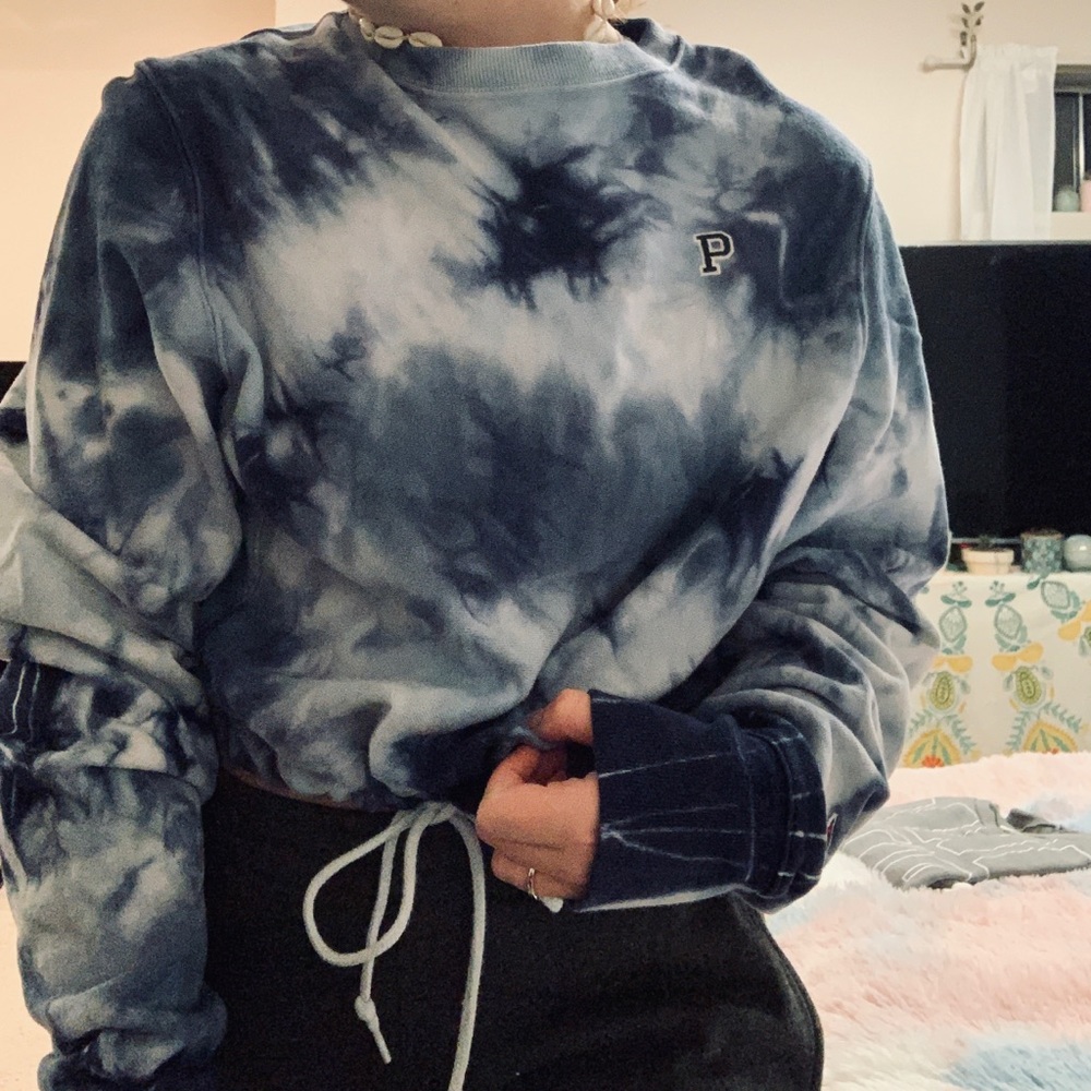 Pink XS sweatshirt